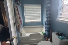 Tub-to-Shower-Conversion-in-Goose-Creek-4